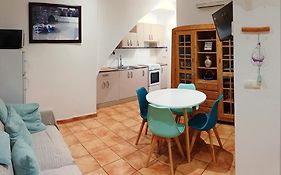 Can Trafalgar - Casita en pueblo marinero